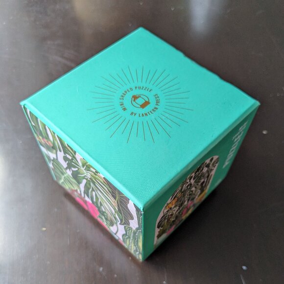 Lantern Press "Plant Parent" 140 pieces mini puzzle - Picture 2 of 3